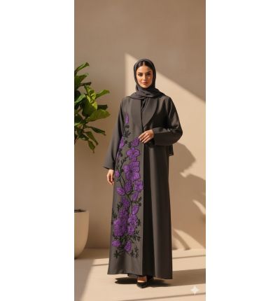 عباية سوداء مطرزة 