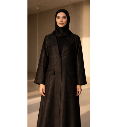 عباية سوداء انيقة تموجات
